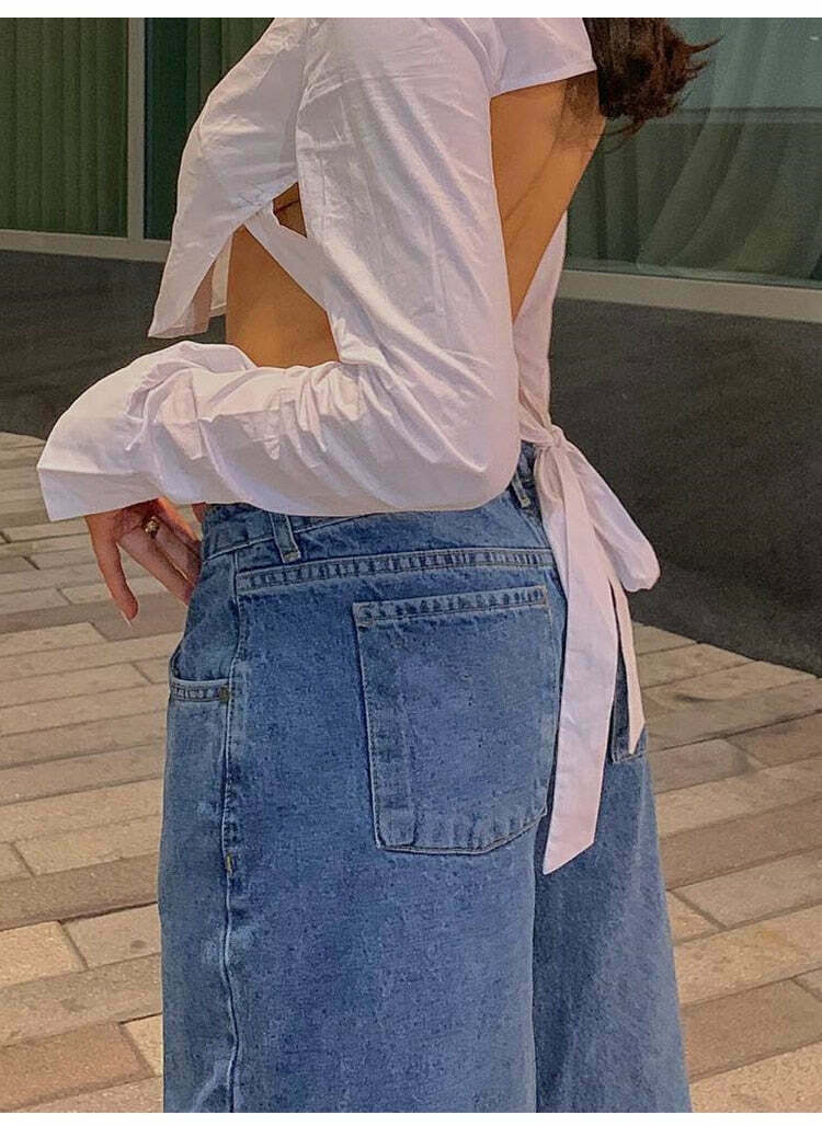 Valentina Verve Mom Jeans - Y2K Fashion Staple for Women with a Coquette Aesthetic and Grunge Style Valentina Verve Mom Jeans - Y2K Fashion Staple for Women with a Coquette Aesthetic and Grunge Style