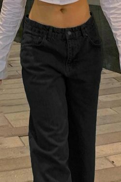 Valentina Verve Mom Jeans - Y2K Fashion Staple for Women with a Coquette Aesthetic and Grunge Style