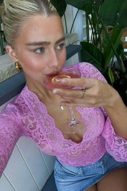 Valerian V-Neck Lace Top - Y2K Fashion Coquette Aesthetic Grunge Style Cute Tops Pastel Goth