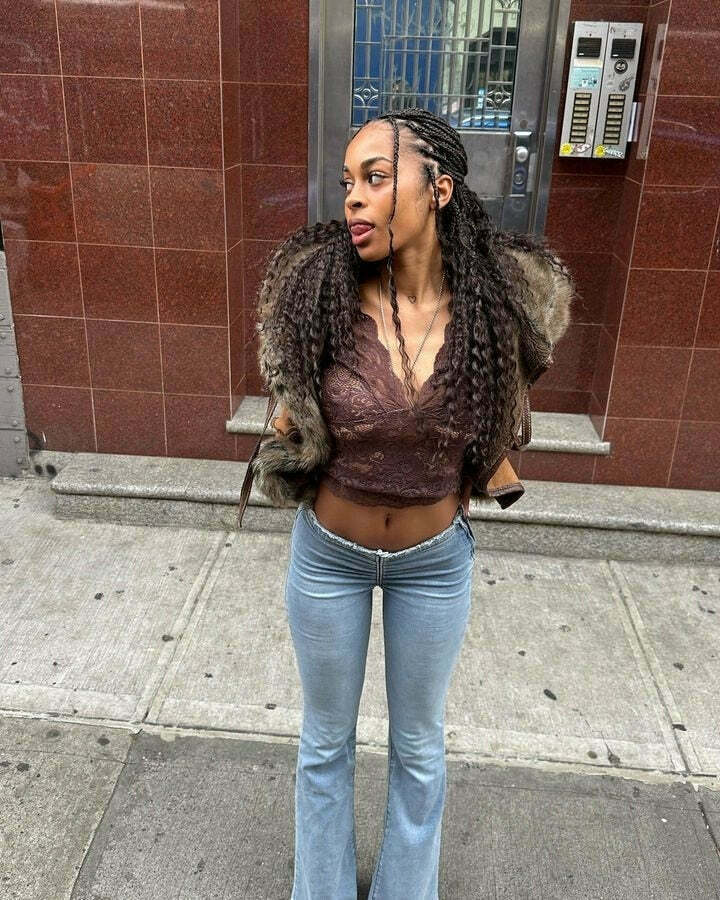 Valerian V-Neck Lace Top - Y2K Fashion Coquette Aesthetic Grunge Style Cute Tops Pastel Goth