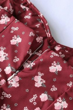 Vintage-Inspired Ditsy Floral Maxi Dress with a Split Hem - Y2K Fashion Aesthetic