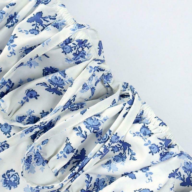 Vintage-inspired Evelyn Floral Dress for a Coquette Aesthetic Look with a Touch of Y2K Fashion Vintage-inspired Evelyn Floral Dress for a Coquette Aesthetic Look with a Touch of Y2K Fashion