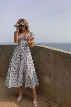 Vintage-inspired Evelyn Floral Dress for a Coquette Aesthetic Look with a Touch of Y2K Fashion