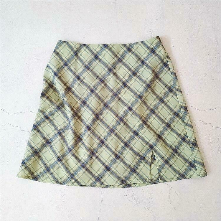 Vintage-Inspired High Waisted Mini Skirt for Y2K Fashion Enthusiasts Vintage-Inspired High Waisted Mini Skirt for Y2K Fashion Enthusiasts