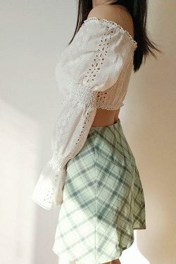 Vintage-Inspired High Waisted Mini Skirt for Y2K Fashion Enthusiasts