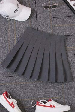 Vintage-Inspired Ruffled High-Waisted Skirt for Y2K Fashion Enthusiasts