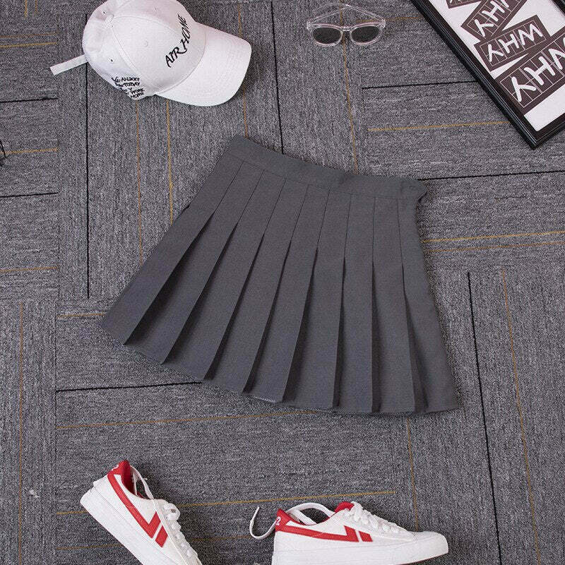 Vintage-Inspired Ruffled High-Waisted Skirt for Y2K Fashion Enthusiasts