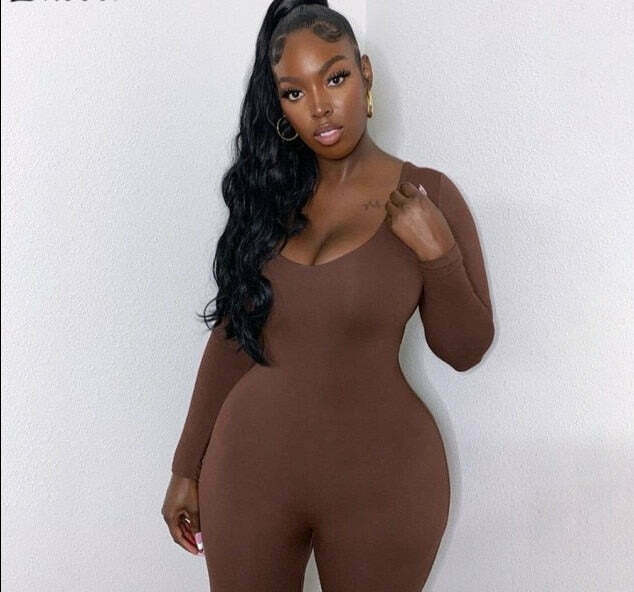 Vintage-Inspired Y2K Aesthetic Cargo Skirt and Hoodie Set Vintage-Inspired Y2K Aesthetic Cargo Skirt and Hoodie Set