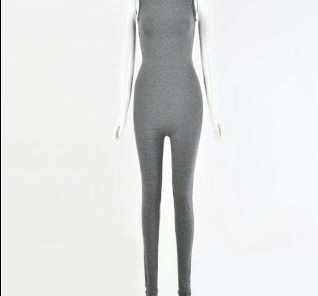 Vintage-Inspired Y2K Aesthetic Cargo Skirt and Hoodie Set Vintage-Inspired Y2K Aesthetic Cargo Skirt and Hoodie Set