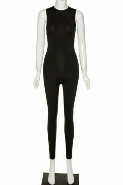 Vintage-Inspired Y2K Aesthetic Cargo Skirt and Hoodie Set