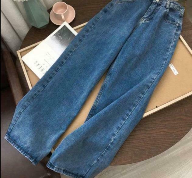 Vintage-Inspired Y2K Wide Legged Jeans for Women - Coquette Aesthetic with a Grunge Twist Vintage-Inspired Y2K Wide Legged Jeans for Women - Coquette Aesthetic with a Grunge Twist