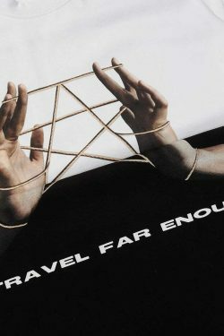 Vintage 'Cats Cradle Star' Graphic Tee - Y2K Aesthetic Fashion for Women