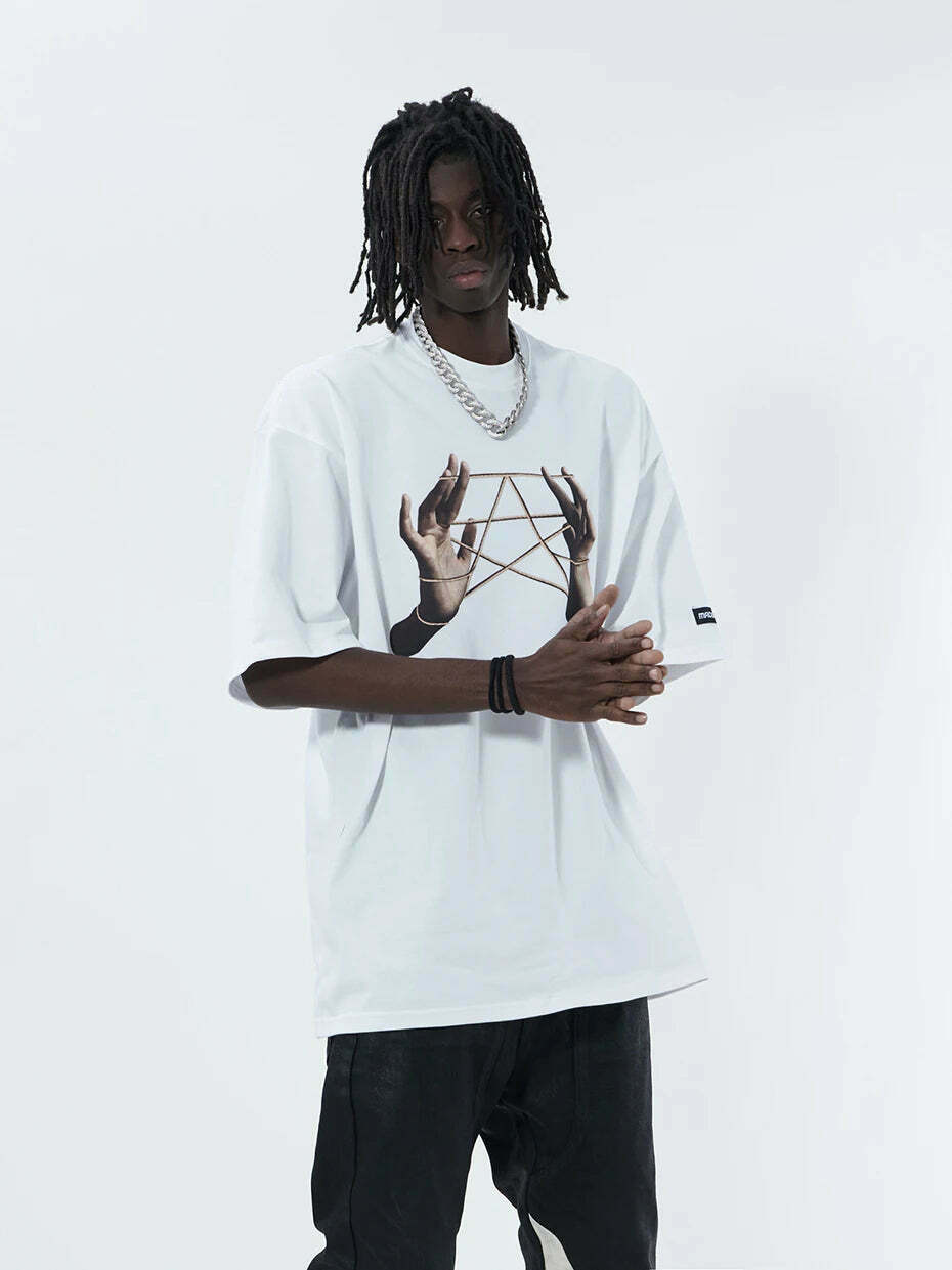 Vintage 'Cats Cradle Star' Graphic Tee - Y2K Aesthetic Fashion for Women