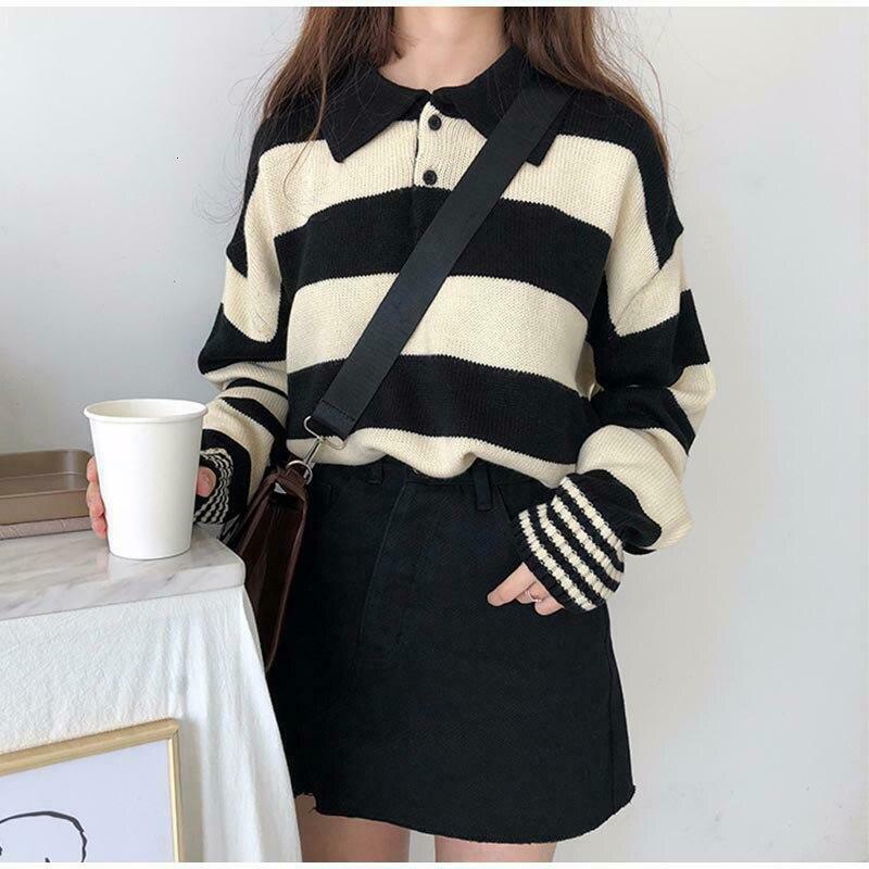 Vintage 90s Aesthetic Sweater: Y2K Fashion for Women - Coquette & Grunge Style Tops