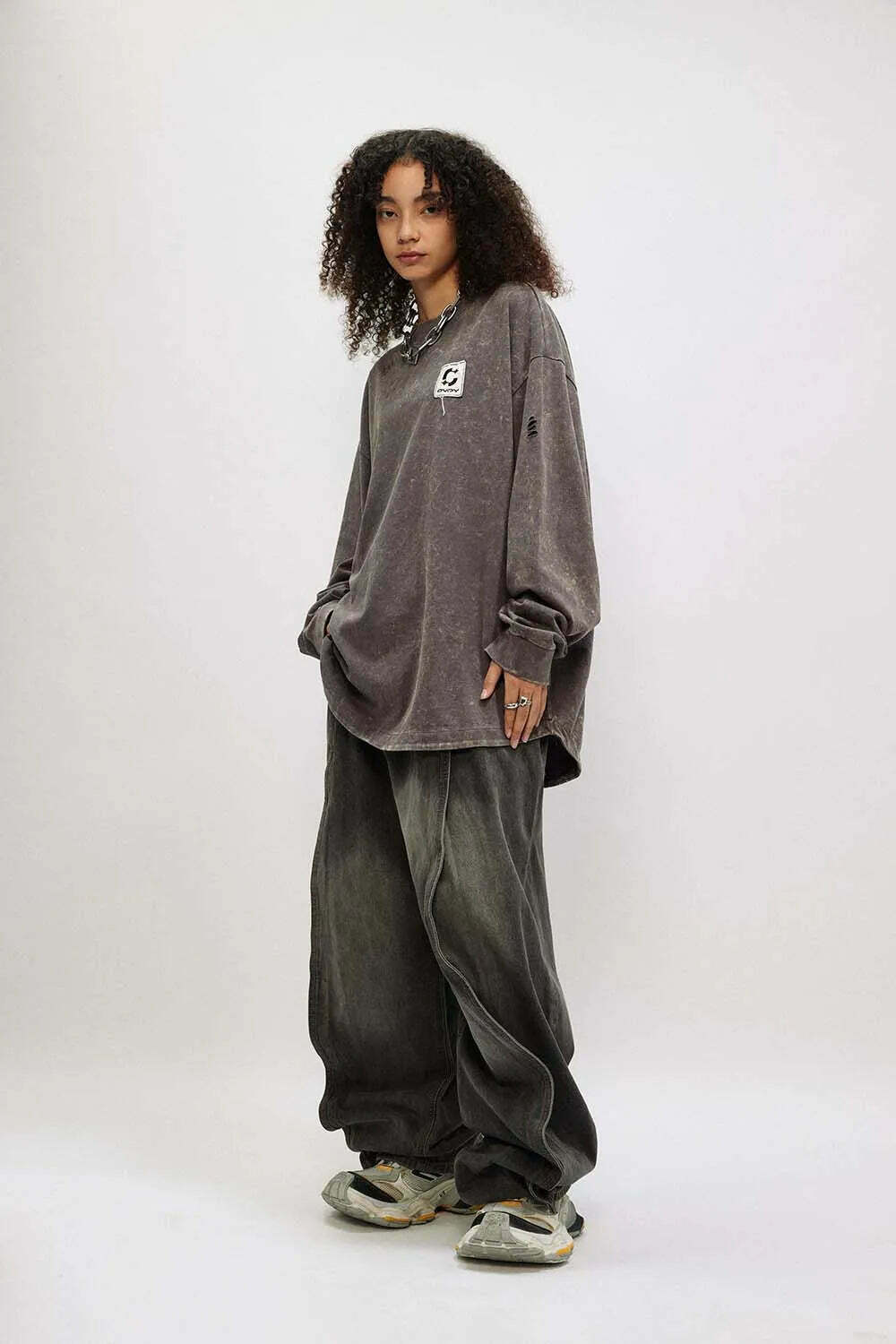 Vintage Acid Wash Ripped Long Sleeve: Y2K Grunge Aesthetic Top for Women