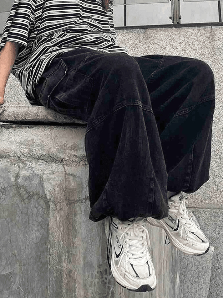 Vintage Baggy Cargo Jeans - Y2K Fashion Women's Denim Trousers with a Retro Aesthetic Vintage Baggy Cargo Jeans - Y2K Fashion Women's Denim Trousers with a Retro Aesthetic