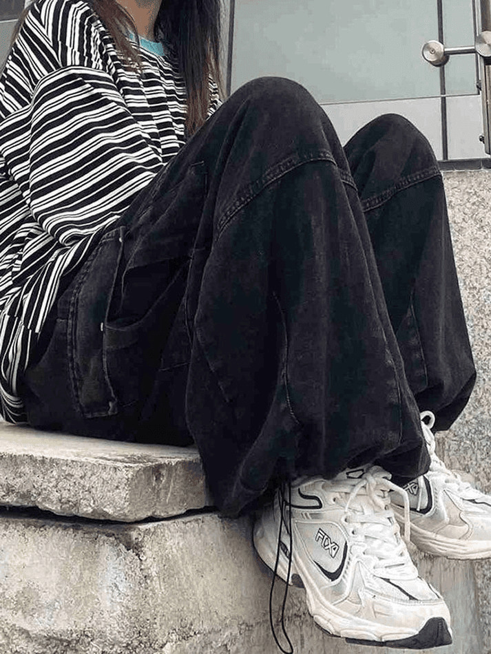 Vintage Baggy Cargo Jeans - Y2K Fashion Women's Denim Trousers with a Retro Aesthetic Vintage Baggy Cargo Jeans - Y2K Fashion Women's Denim Trousers with a Retro Aesthetic
