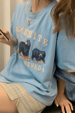 Vintage Bear Graphic Tee - Y2K Aesthetic Shirt with Coquette Style and Grunge Vibes