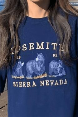 Vintage Bear Graphic Tee - Y2K Aesthetic Shirt with Coquette Style and Grunge Vibes