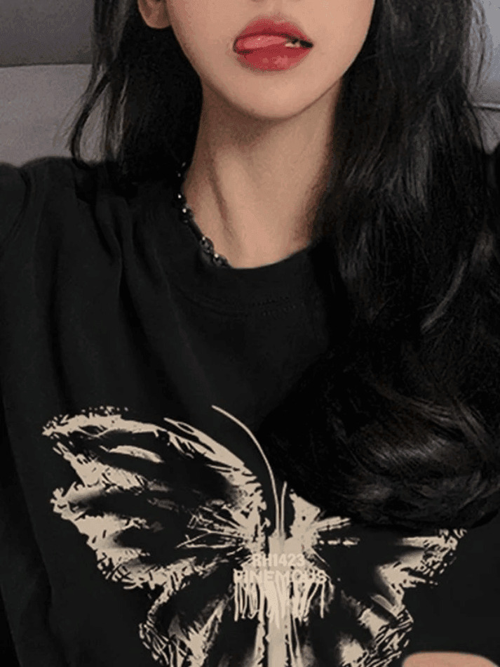 Vintage Butterfly Oversized Tee - Y2K Fashion Short Sleeve Graphic Shirt