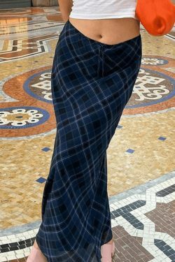 Vintage Checkered Maxi Skirt in Y2K Fashion Style for Coquette and Grunge Aesthetic Women