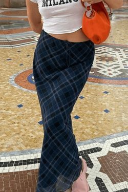 Vintage Checkered Maxi Skirt in Y2K Fashion Style for Coquette and Grunge Aesthetic Women