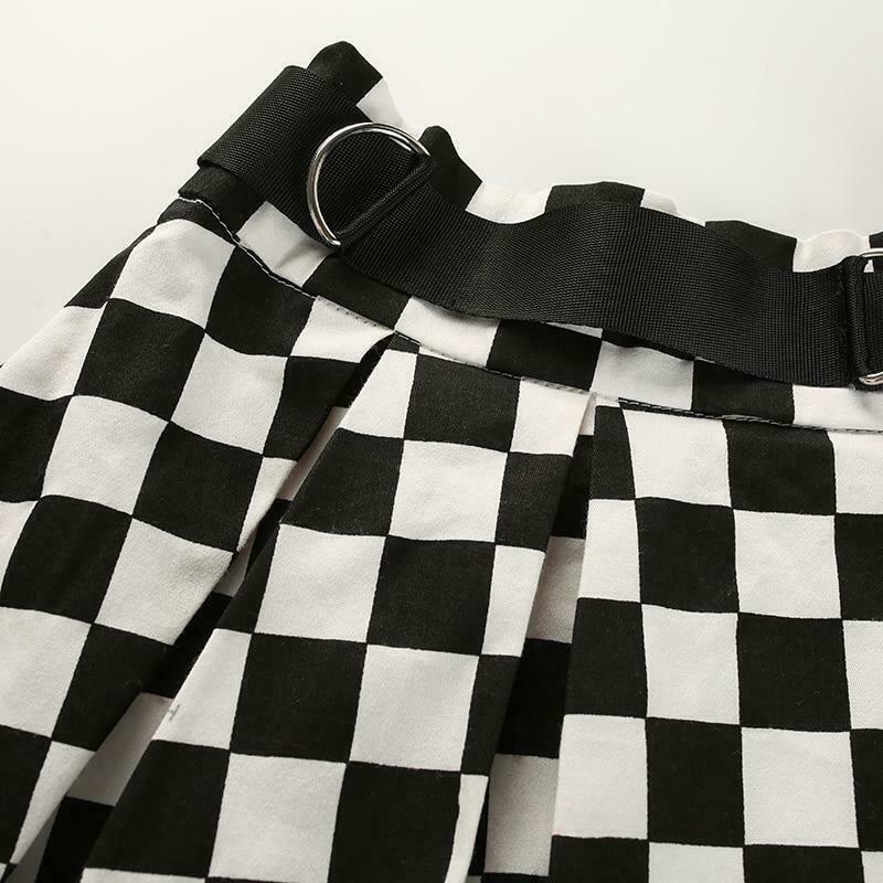 Vintage Checkered Skirt - Y2K Fashion Statement with Coquette Aesthetic Twist Vintage Checkered Skirt - Y2K Fashion Statement with Coquette Aesthetic Twist