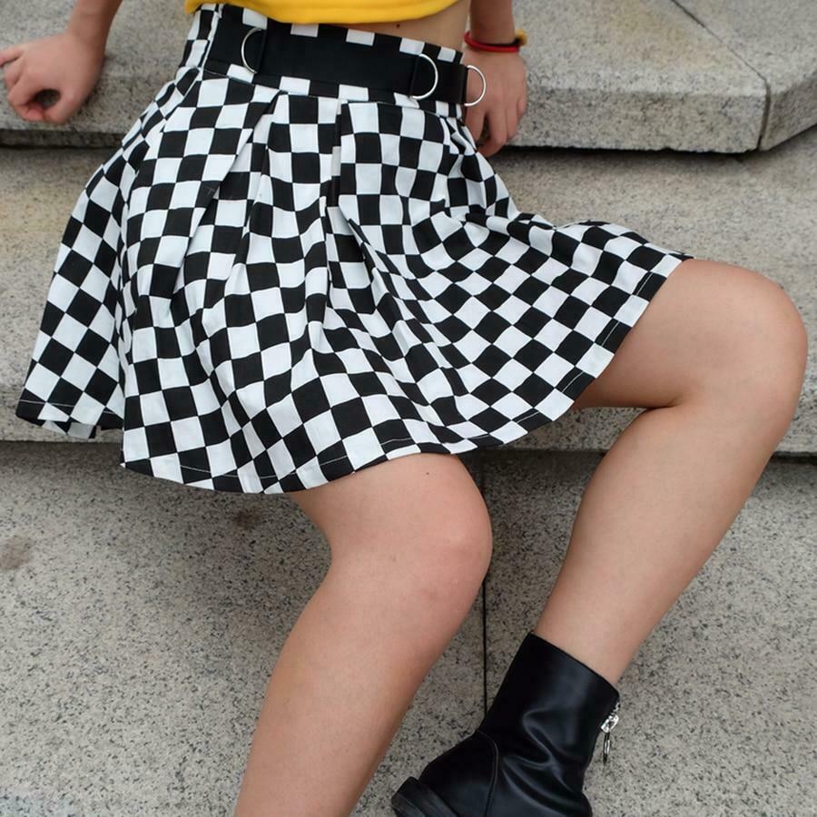 Vintage Checkered Skirt - Y2K Fashion Statement with Coquette Aesthetic Twist Vintage Checkered Skirt - Y2K Fashion Statement with Coquette Aesthetic Twist