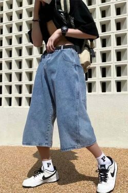 Vintage Denim Jorts: Y2K Aesthetic Cargo Skirt - Grunge & Coquette