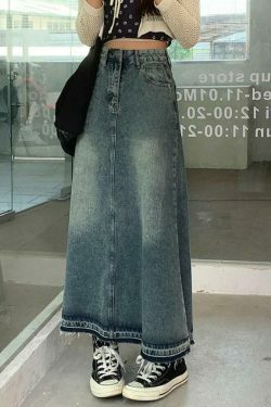 Vintage Distressed Frayed Hem A-Line Cargo Skirt for Y2K Fashion Enthusiasts