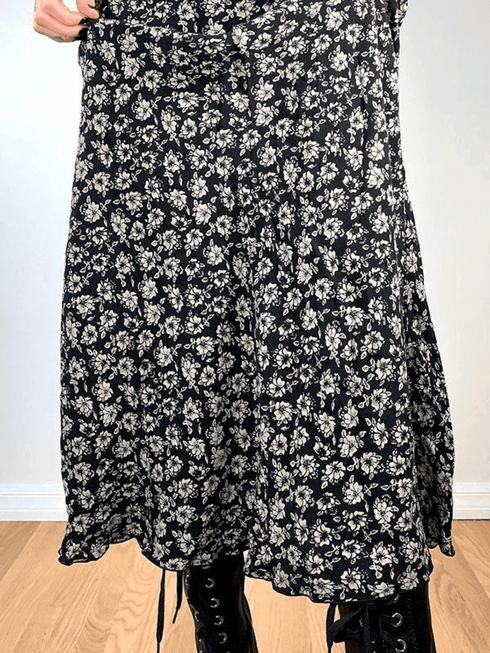 Vintage Floral Allover Midi Skirt - Y2K Fashion with Coquette & Grunge Aesthetics Vintage Floral Allover Midi Skirt - Y2K Fashion with Coquette & Grunge Aesthetics