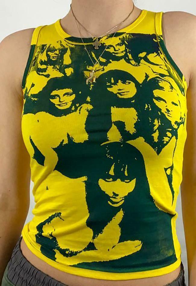 Vintage Girl Graphic Crop Tank - Y2K Aesthetic Coquette Style with Grunge & Pastel Goth Vibes Vintage Girl Graphic Crop Tank - Y2K Aesthetic Coquette Style with Grunge & Pastel Goth Vibes