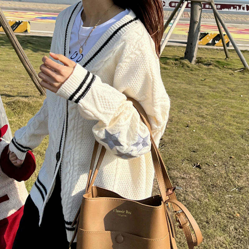 Vintage Hollywood Starlet Star-Embroidered Cardigan - Y2K Fashion Aesthetic for Women Vintage Hollywood Starlet Star-Embroidered Cardigan - Y2K Fashion Aesthetic for Women