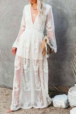 Vintage Lace V-Neck Dress: Y2K Aesthetic with Coquette & Grunge Vib