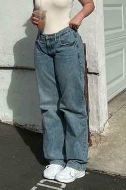 Vintage Mid Wash Boyfriend Jeans: Y2K Fashion Staple for Women's Grunge and Coquette Aesthetic