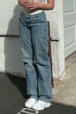 Vintage Mid Wash Boyfriend Jeans: Y2K Fashion Staple for Women's Grunge and Coquette Aesthetic