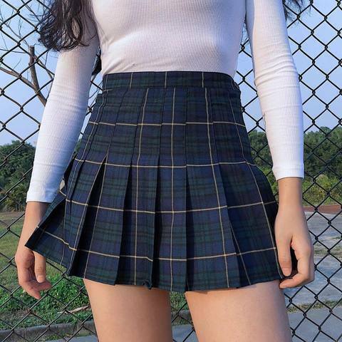 Vintage Pleated Skirts: Y2K Fashion with Coquette Aesthetic, Grunge Style, and Pastel Goth Vibes