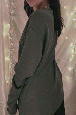 Vintage Print Oversized Long Sleeve Tee for Y2K Fashion Enthusiasts