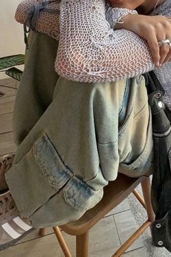 Vintage Raw-Trim Wide-Leg Jeans: Y2K Fashion with Coquette Aesthetic