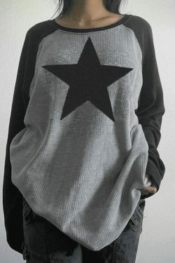 Vintage Star Y2K Long Sleeve Tee - Nostalgic Aesthetic Top for Women with a Retro Vibe