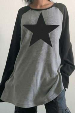 Vintage Star Y2K Long Sleeve Tee - Nostalgic Aesthetic Top for Women with a Retro Vibe