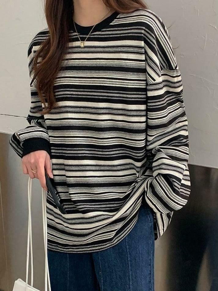 Vintage Striped Crew Neck Pullover Sweater for Y2K Fashion Enthusiasts