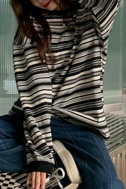 Vintage Striped Crew Neck Pullover Sweater for Y2K Fashion Enthusiasts