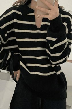 Vintage Striped Pullover Sweater for Y2K Fashion Enthusiasts with Coquette and Grunge Aesthetic