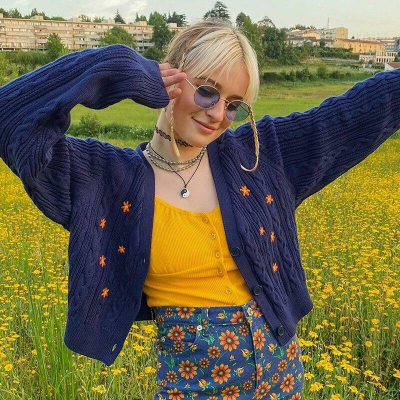 Vintage Sweater with Floral Embroidery - Y2K Fashion Aesthetic for Women Vintage Sweater with Floral Embroidery - Y2K Fashion Aesthetic for Women