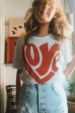 Vintage Tee with Y2K Aesthetic: Coquette & Grunge Style, Cute Tops, Cargo Skirt, Old Money Vibes