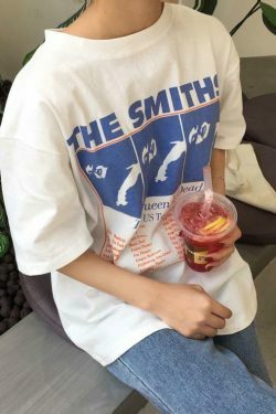 Vintage The Smiths Band Tee - Y2K Fashion Icon - Coquette Aesthetic Grunge Style