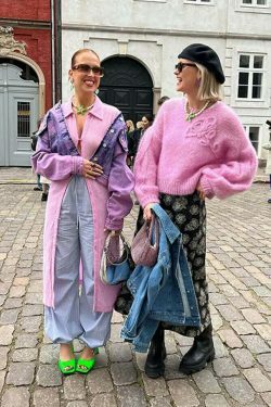 Vintage Vibes Floral Crewneck Sweater for Coquette Aesthetic - Y2K Fashion Statement