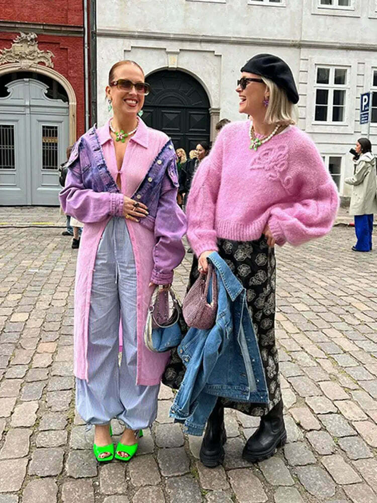 Vintage Vibes Floral Crewneck Sweater for Coquette Aesthetic - Y2K Fashion Statement Vintage Vibes Floral Crewneck Sweater for Coquette Aesthetic - Y2K Fashion Statement