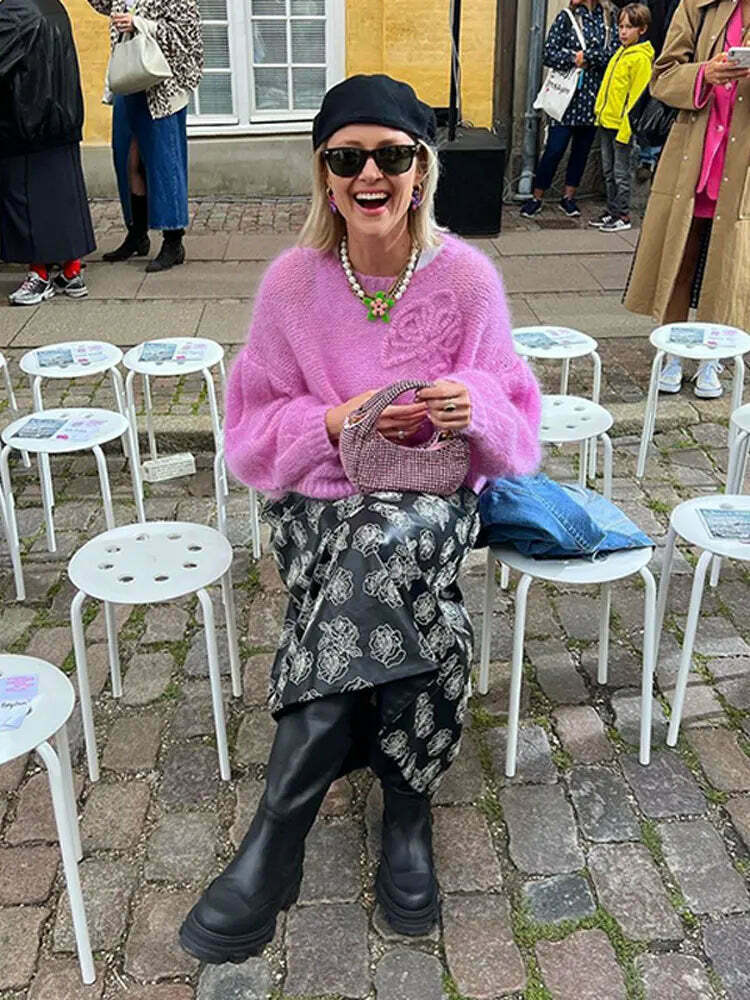 Vintage Vibes Floral Crewneck Sweater for Coquette Aesthetic - Y2K Fashion Statement Vintage Vibes Floral Crewneck Sweater for Coquette Aesthetic - Y2K Fashion Statement